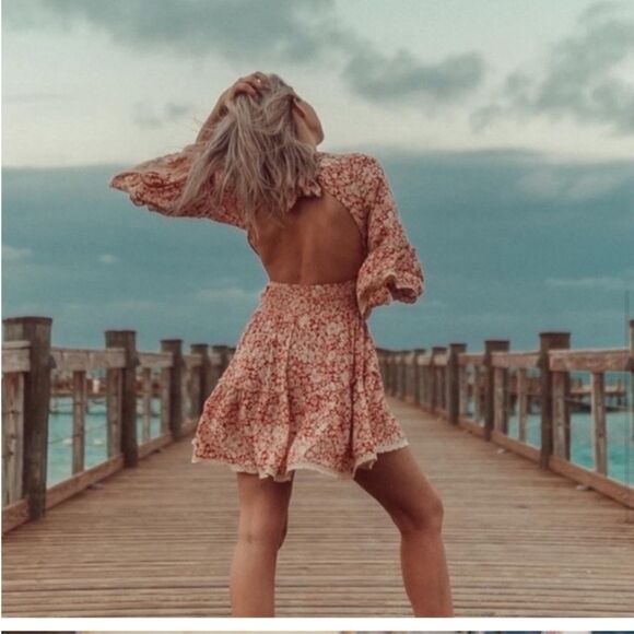 Free People Kristall Berry Red Floral Print Bell Sleeve Mini Dress size large - Picture 3 of 14